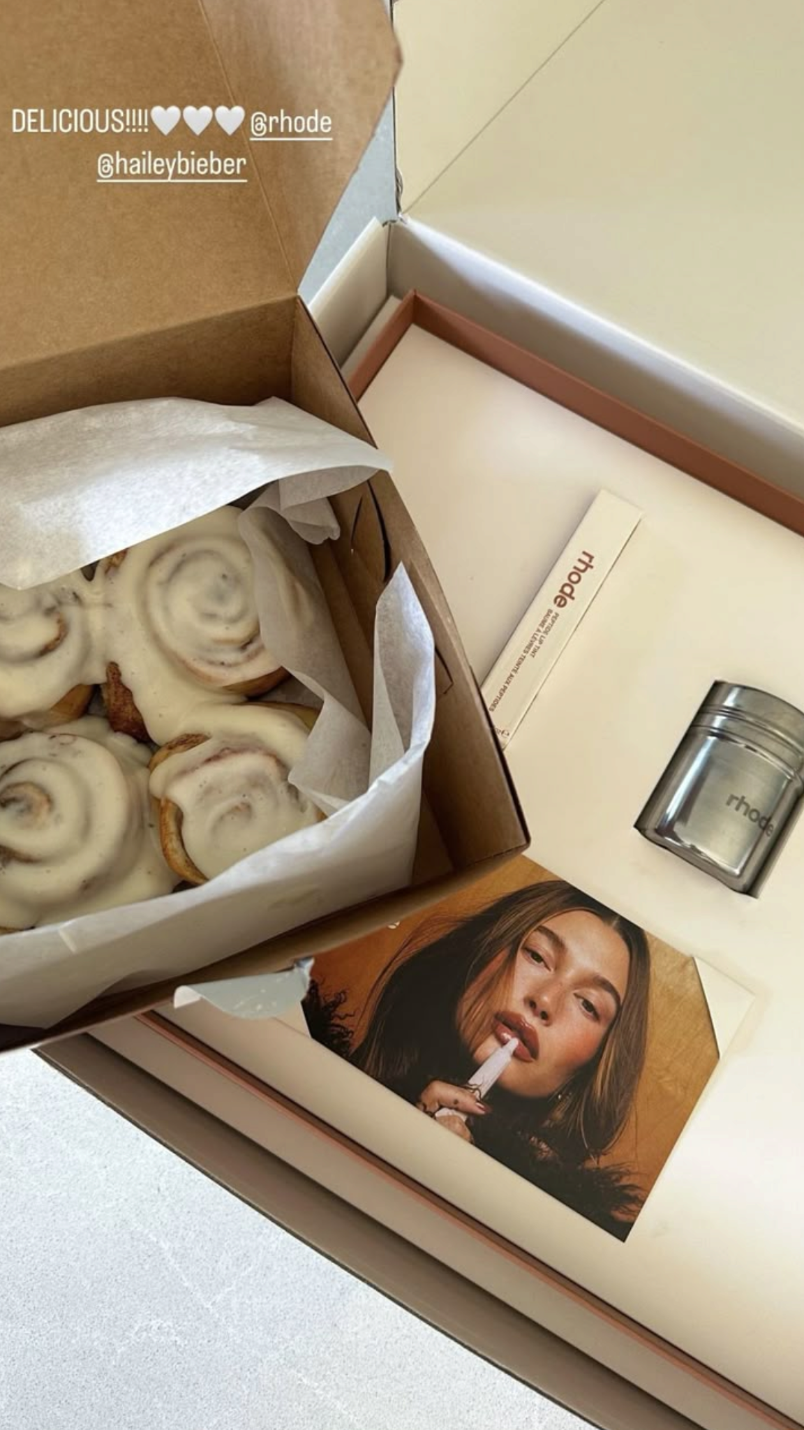 rhode-hailey-beiber-peptide-lip-tint-with-cinnamon-roles